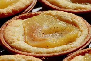 Champagne Poached Pear Frangipane Tart fs