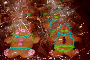 Gingerbread People fs